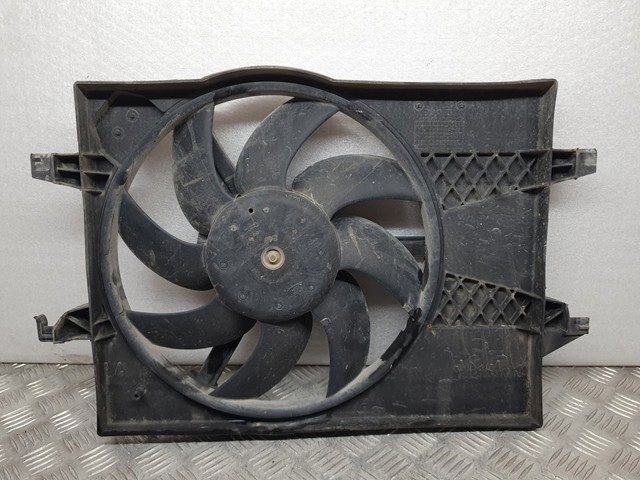 Difusor do radiador de esfriamento, montado com motor e roda de aletas 4S6H8C607AC FORD