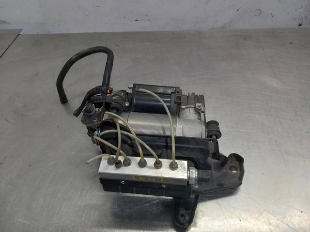 4Z01015200 Mercedes