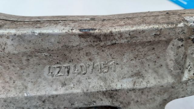 Braço oscilante inferior esquerdo/direito de suspensão dianteira 4Z7407151 VAG
