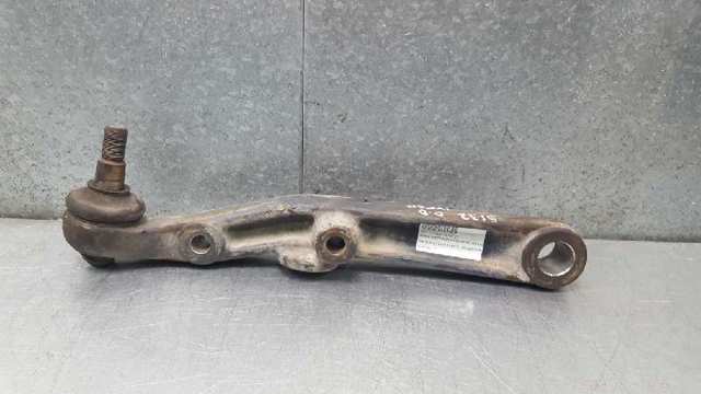 Braço oscilante inferior direito de suspensão dianteira 500334716 IVECO