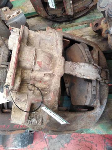 Suporte do freio dianteiro esquerdo 500363443 IVECO