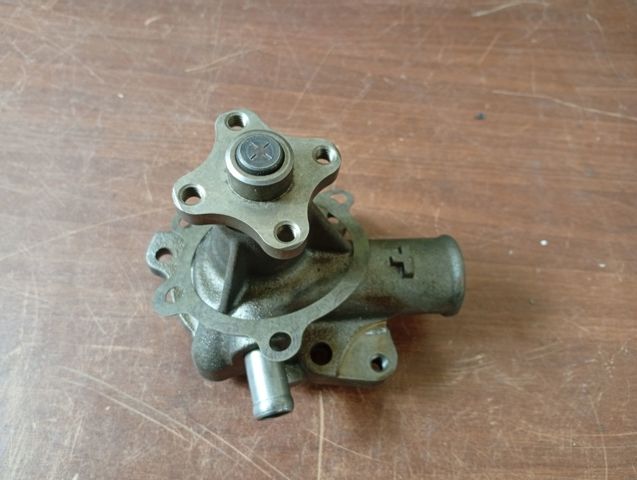 Bomba de água (bomba) de esfriamento 5011864 FORD