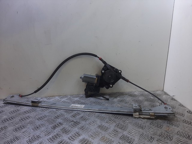 Mecanismo de acionamento de vidro da porta dianteira esquerda 504053527 IVECO