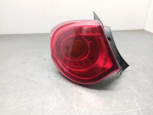 Lanterna traseira esquerda externa 50513613 FIAT