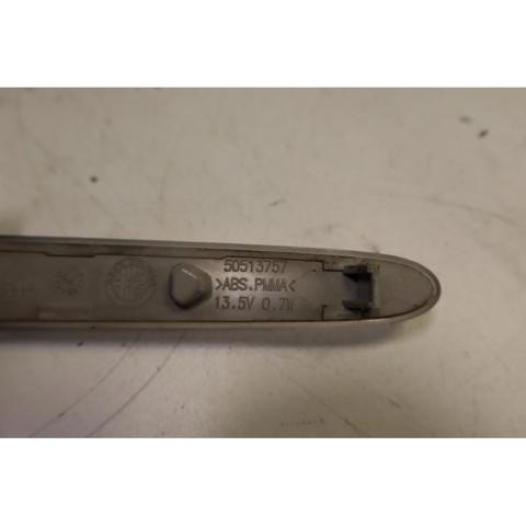 Pisca-pisca direito 50513757 FIAT