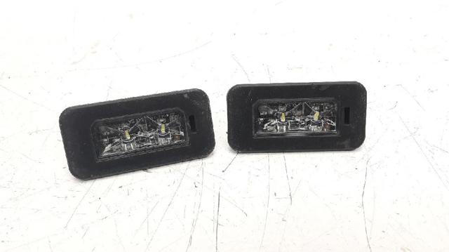 Lanterna da luz de fundo de matrícula traseira para Alfa Romeo Giulia 952