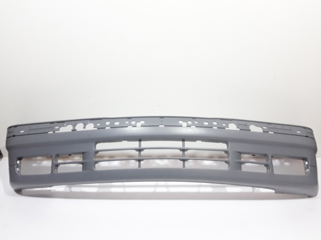 Pára-choque dianteiro 51118165142 BMW