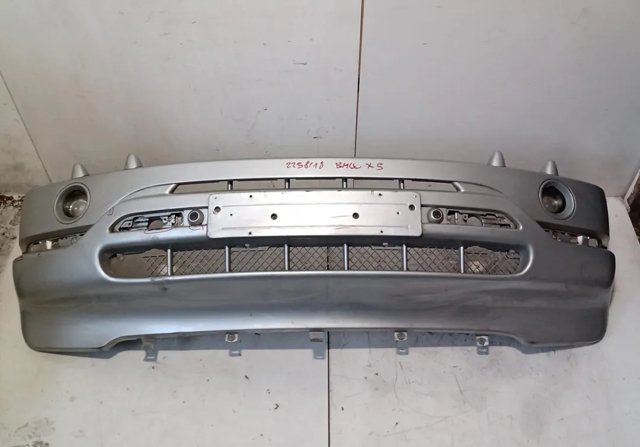 Pára-choque dianteiro 51118402304 BMW