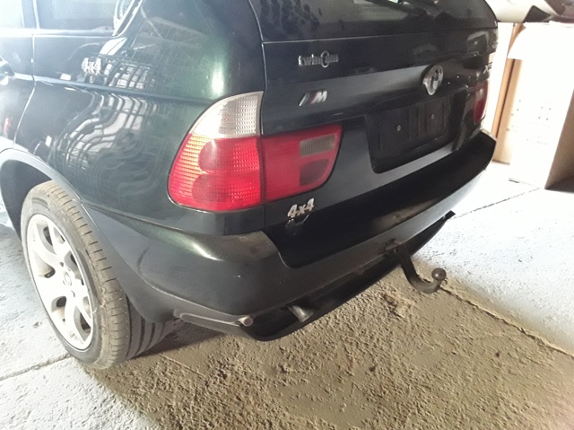 Pára-choque traseiro 51120010154 BMW