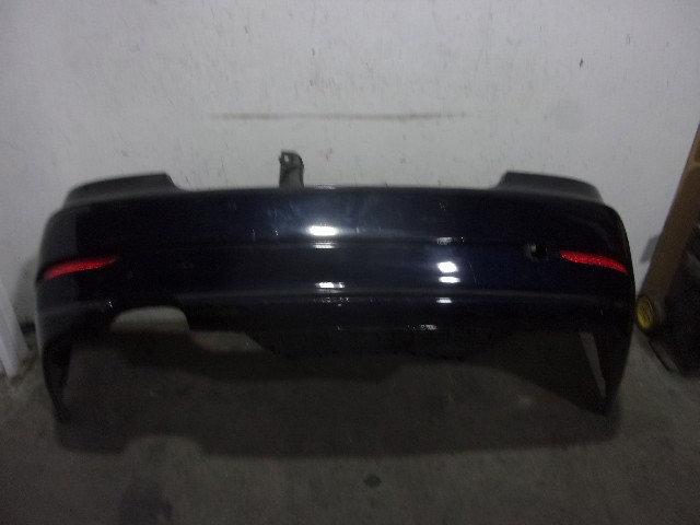 Pára-choque traseiro 51127178182 BMW