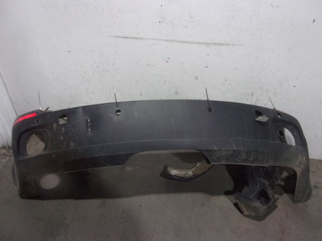 Pára-choque traseiro 51127178280 BMW