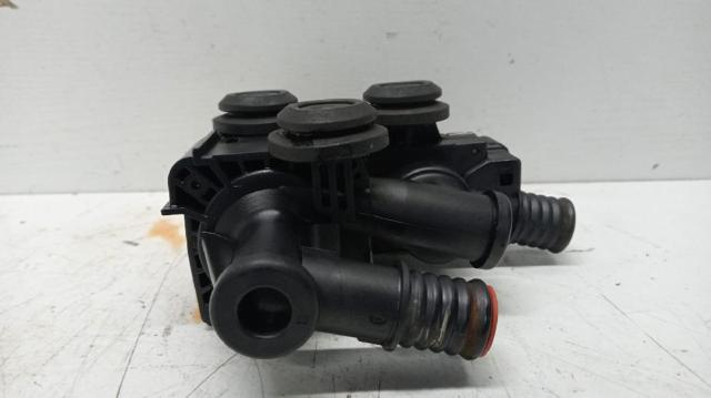 51138208489 BMW