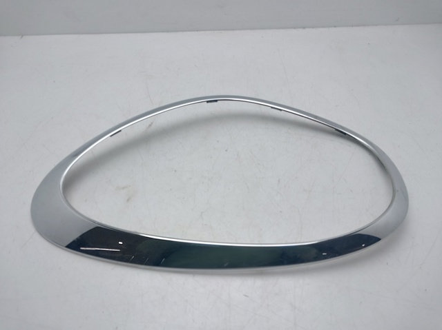 51139813823 BMW