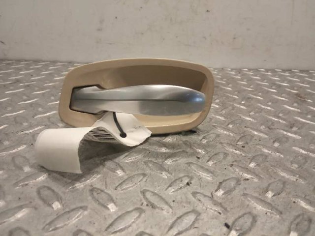 Suporte de maçaneta externa da porta dianteira esquerda 51217199555 BMW