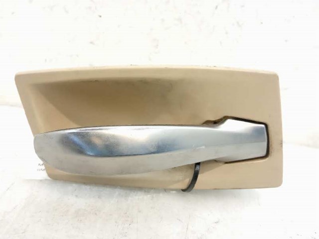 Suporte de maçaneta externa da porta dianteira direita 51217199556 BMW