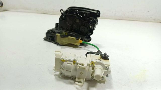 51217477702 BMW