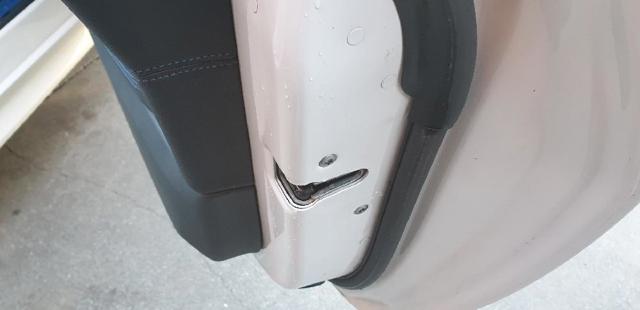 51217956142 BMW