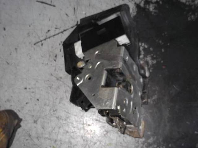 51218235104 BMW
