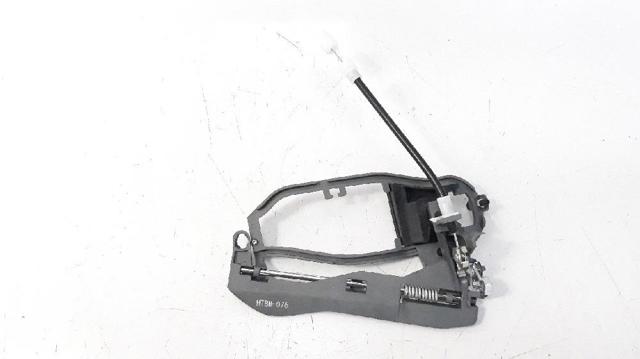 Suporte de maçaneta externa da porta traseira esquerda 51218243635 BMW