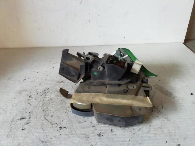 51228122420 BMW