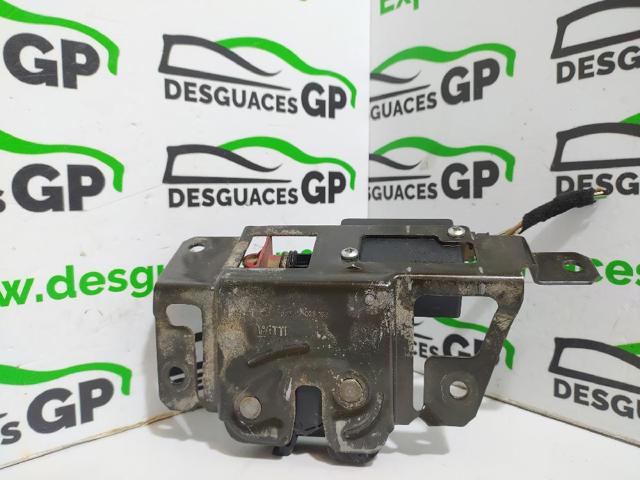 Fecho de tampa de porta-malas (de 3ª/5ª porta traseira) 51247026192 BMW
