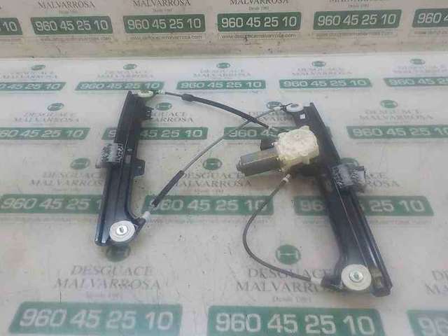 Mecanismo de acionamento de vidro da porta dianteira direita 51337184384 BMW