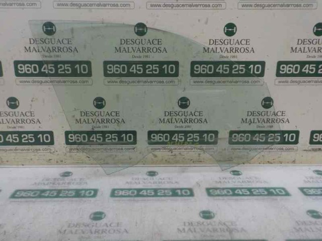 Vidro da porta dianteira direita 51337242564 BMW