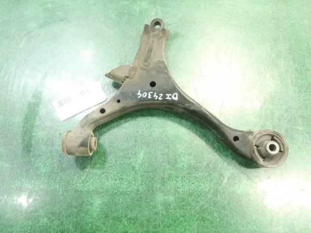 Braço oscilante inferior direito de suspensão dianteira 51350S6DG00 HONDA