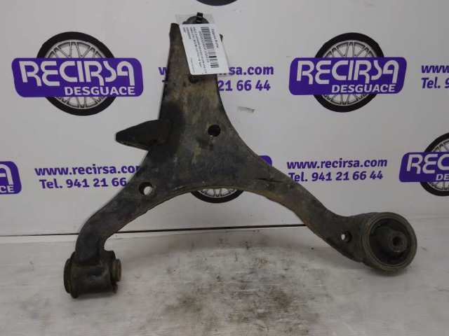 Braço oscilante inferior direito de suspensão dianteira 51350S6DG00 HONDA