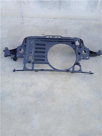 Suporte do radiador montado (painel de montagem de fixação das luzes) 51467147912 BMW
