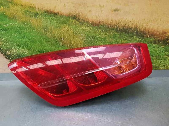 Lanterna traseira direita 517015900 FIAT