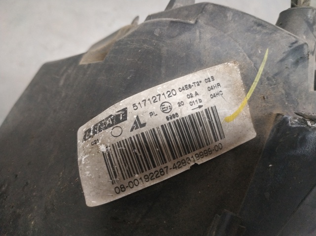 Luz esquerda 517127120 FIAT