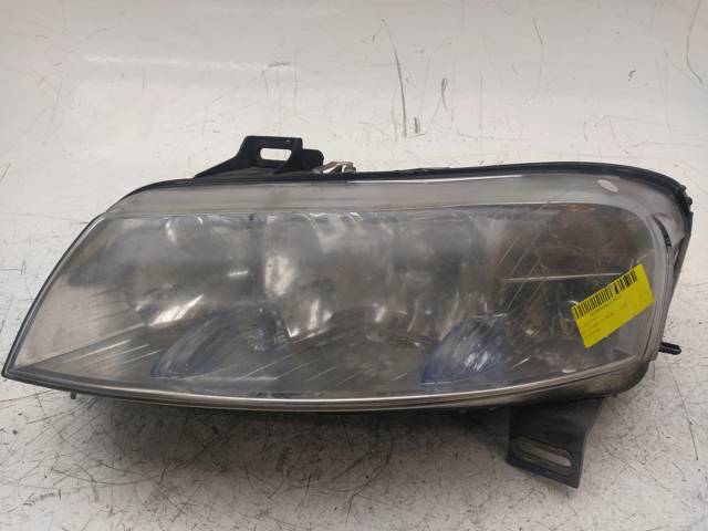 Luz esquerda 517127160 FIAT
