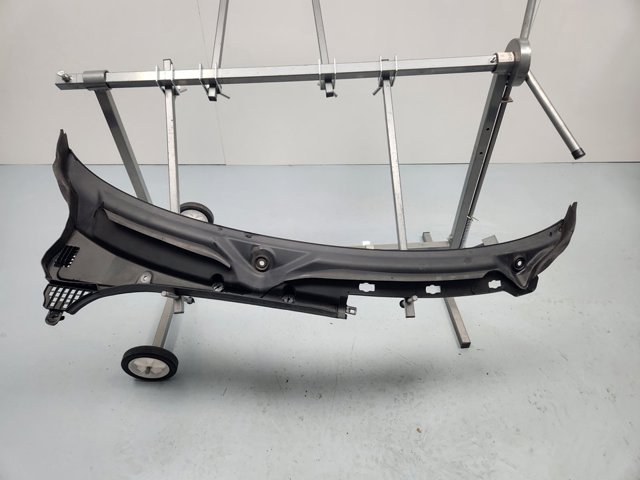 51717301013 BMW