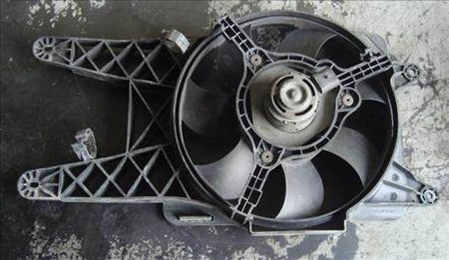 Difusor do radiador de esfriamento, montado com motor e roda de aletas 51732956 FIAT