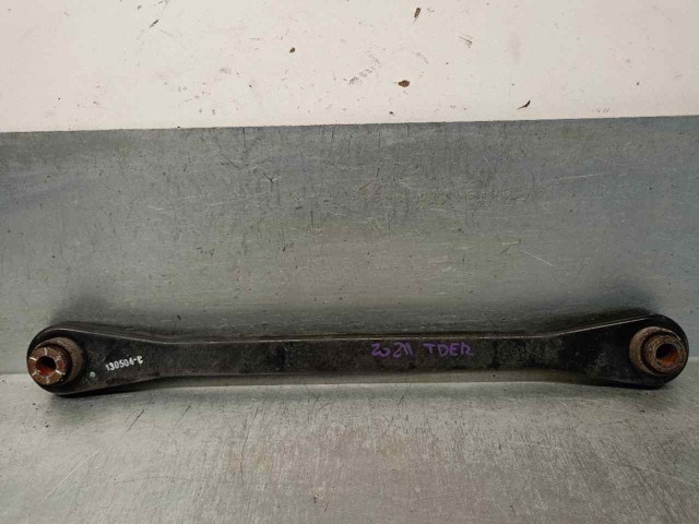 Braço oscilante inferior esquerdo de suspensão traseira/direita 5175FK PEUGEOT