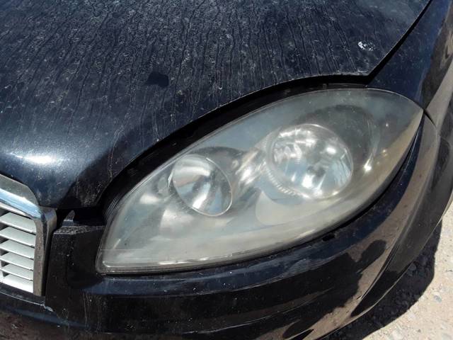 Luz esquerda para Fiat Linea 323