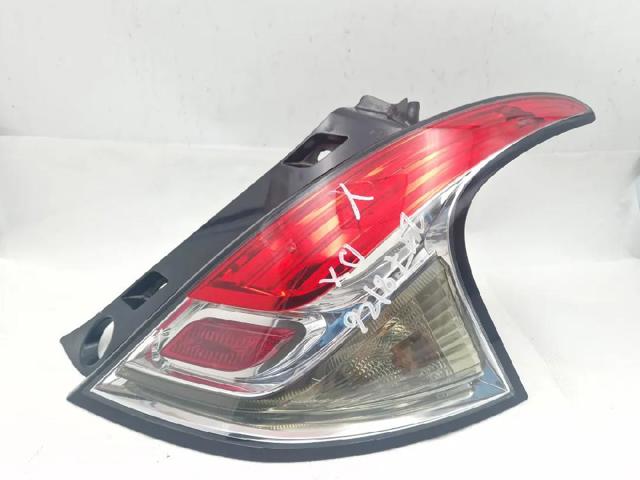 Lanterna traseira direita 51833630 FIAT