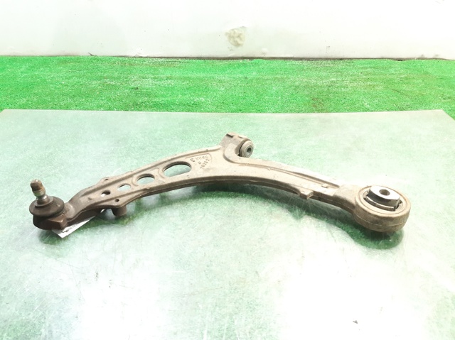 Braço oscilante inferior esquerdo de suspensão dianteira 51839219 FIAT