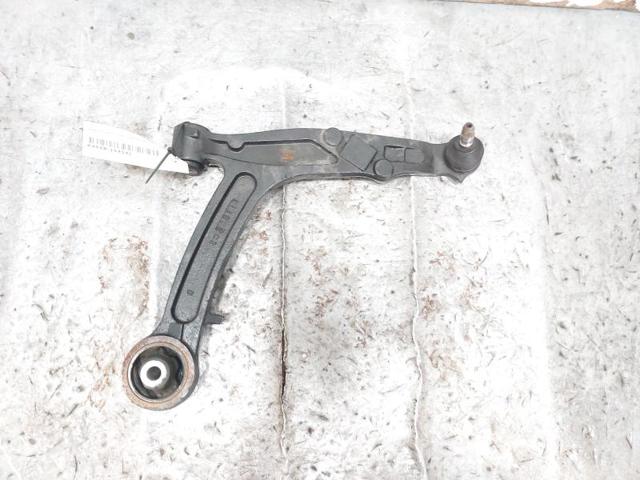 Braço oscilante inferior direito de suspensão dianteira 51857134 FIAT