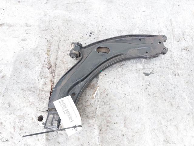 Braço oscilante inferior direito de suspensão dianteira 51866700 FIAT