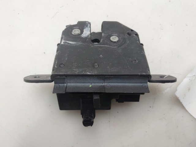 Fecho de tampa de porta-malas (de 3ª/5ª porta traseira) para Fiat Doblo 263