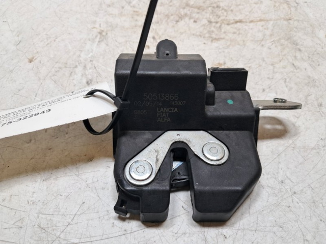 Fecho de tampa de porta-malas (de 3ª/5ª porta traseira) 51873093 FIAT