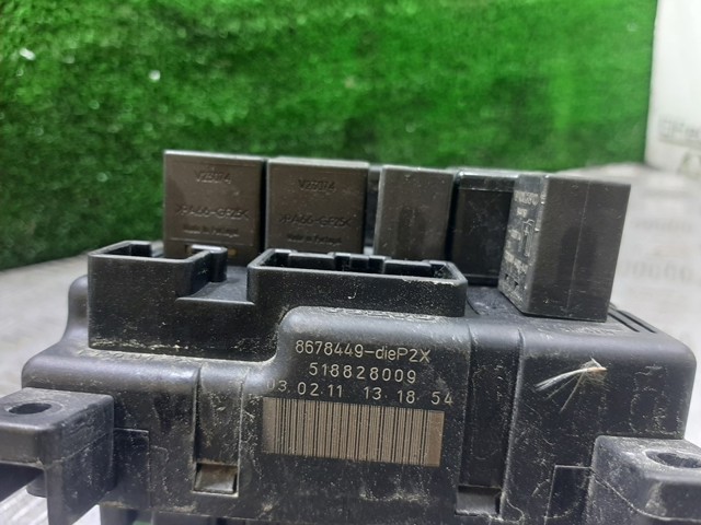 Unidade de dispositivos de segurança 518828009 VOLVO