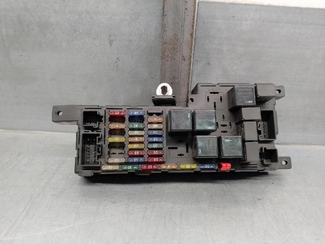 Unidade de dispositivos de segurança 518828009 VOLVO