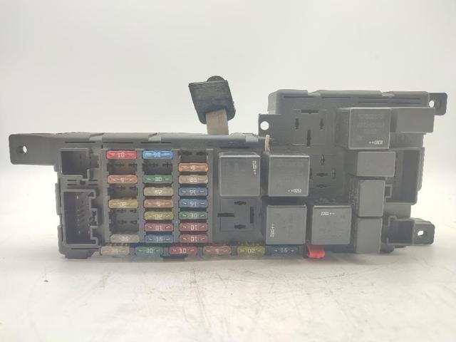 Unidade de dispositivos de segurança 518828009 VOLVO