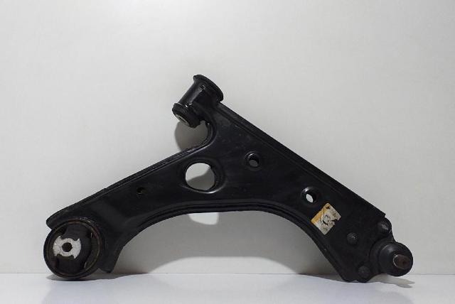 Braço oscilante inferior direito de suspensão dianteira 51895366 FIAT