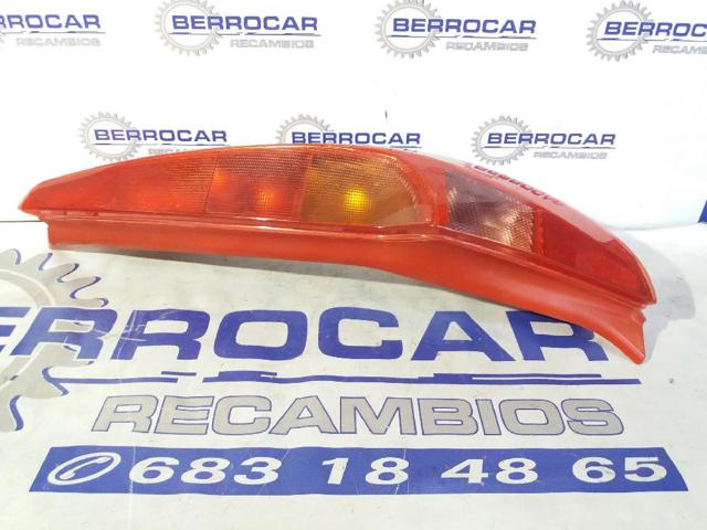 Lanterna traseira direita 51895397 FIAT