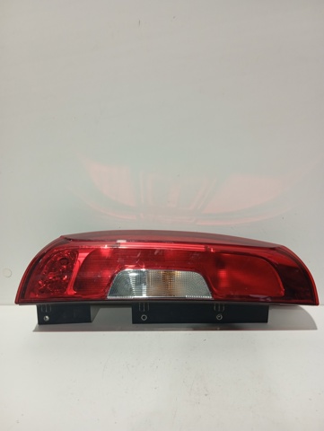 Lanterna traseira esquerda 51974248 FIAT