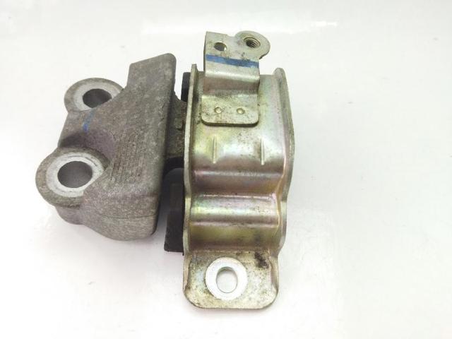 Coxim (suporte) esquerdo de motor 51983880 FIAT